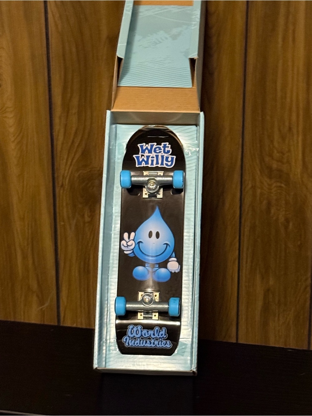 World Industries Handboard (has been opened) - Picture 3 of 4